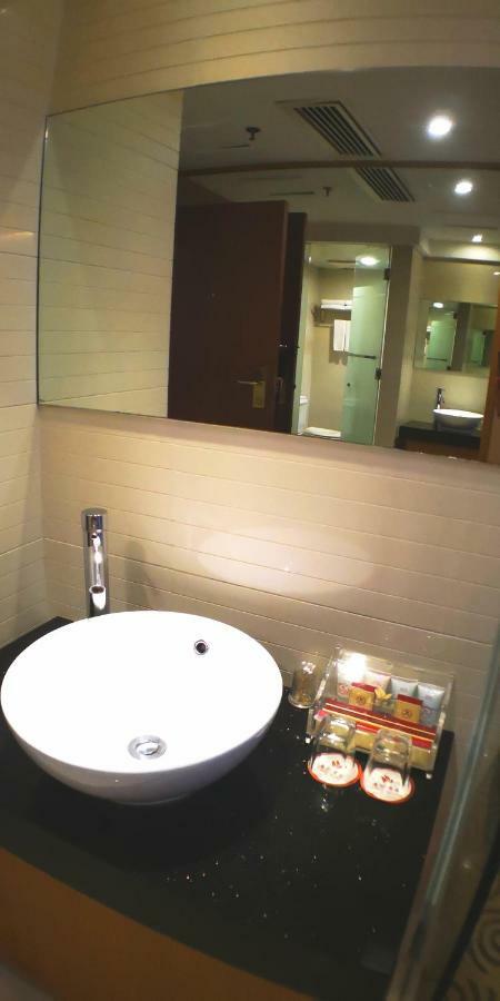 Jingdu Hotel เฉวียนโจว ภายนอก รูปภาพ